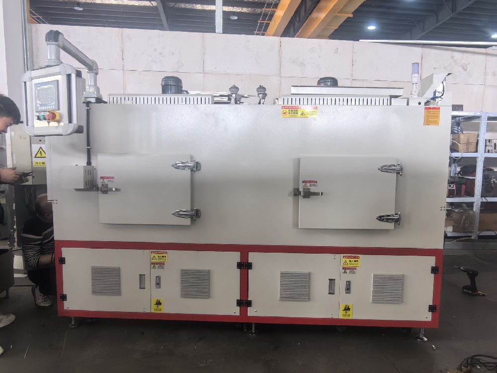 Analisis Teknis: Bagaimana Oven Industri Berperan sebagai 