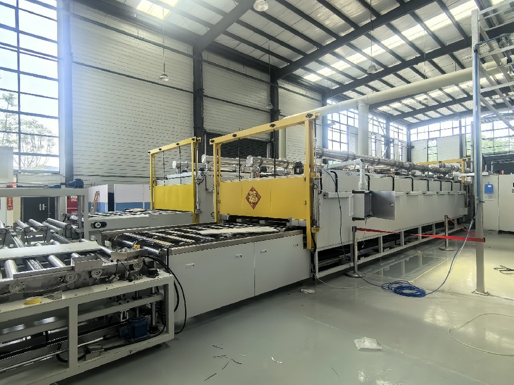 Oven Terowongan Industri: Mendorong Inovasi dan Aplikasi Efisien dalam Teknologi Perlakuan Panas Berkelanjutan